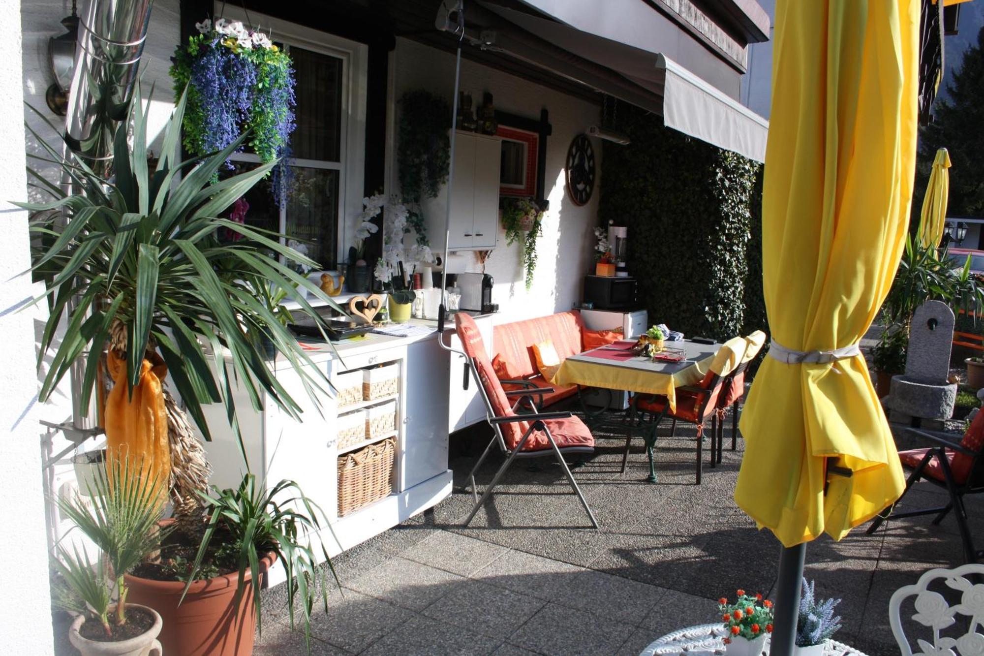 Ferien Bei Conny Apartment Nueziders Exterior photo